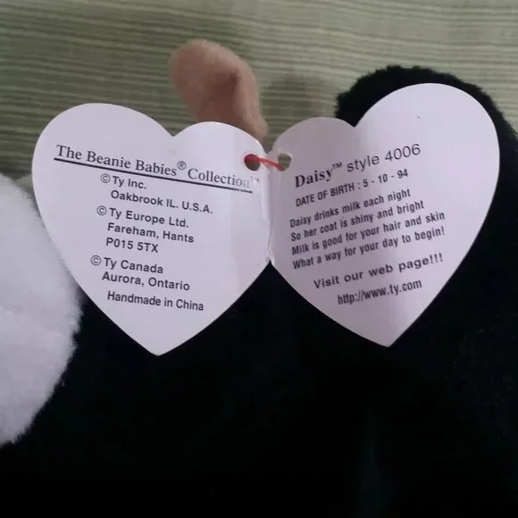 Ty Beanie Baby Daisy the Cow - Picture 2 of 5